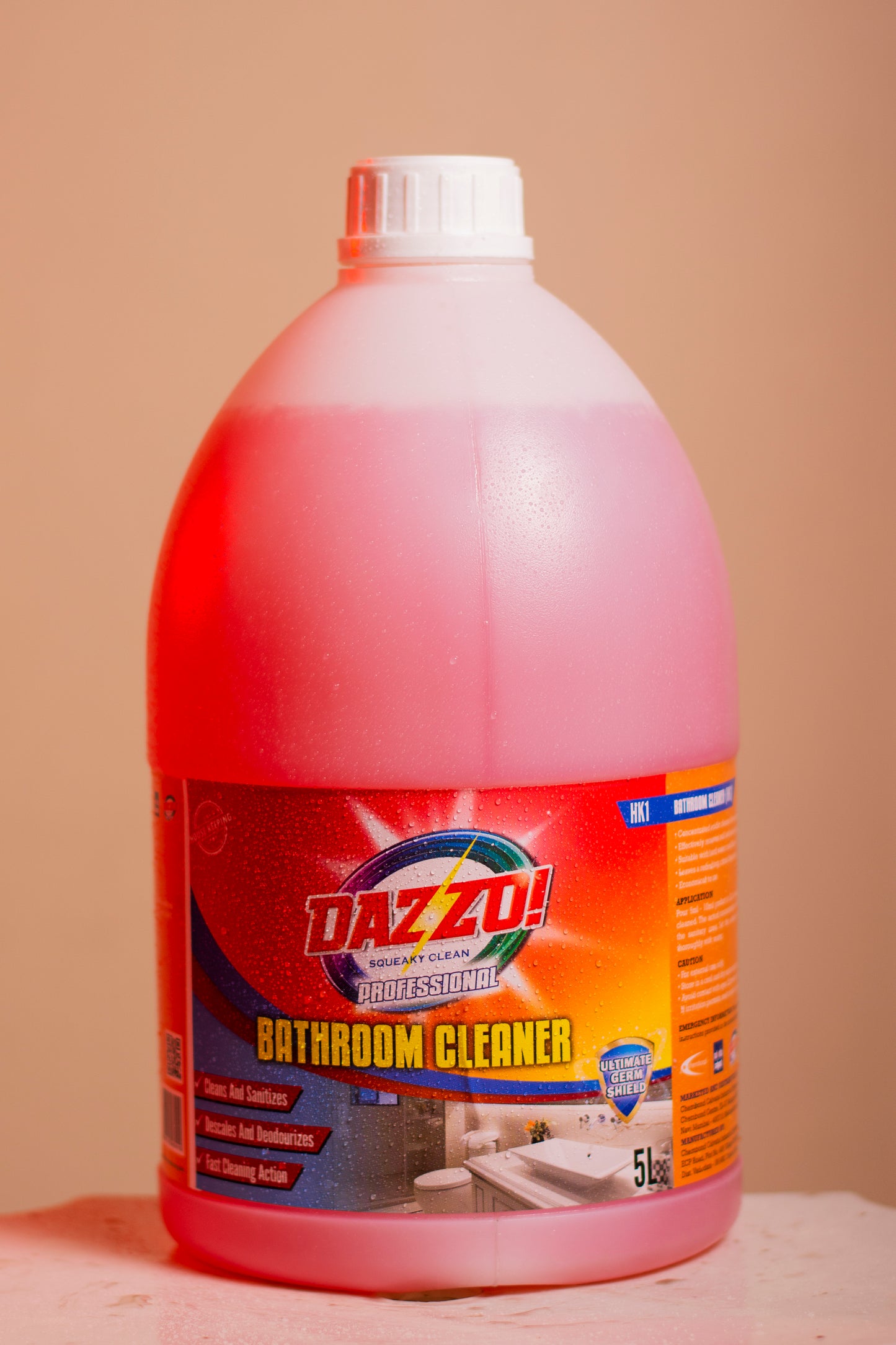 Dazzo! Professional Bathroom Cleaner
